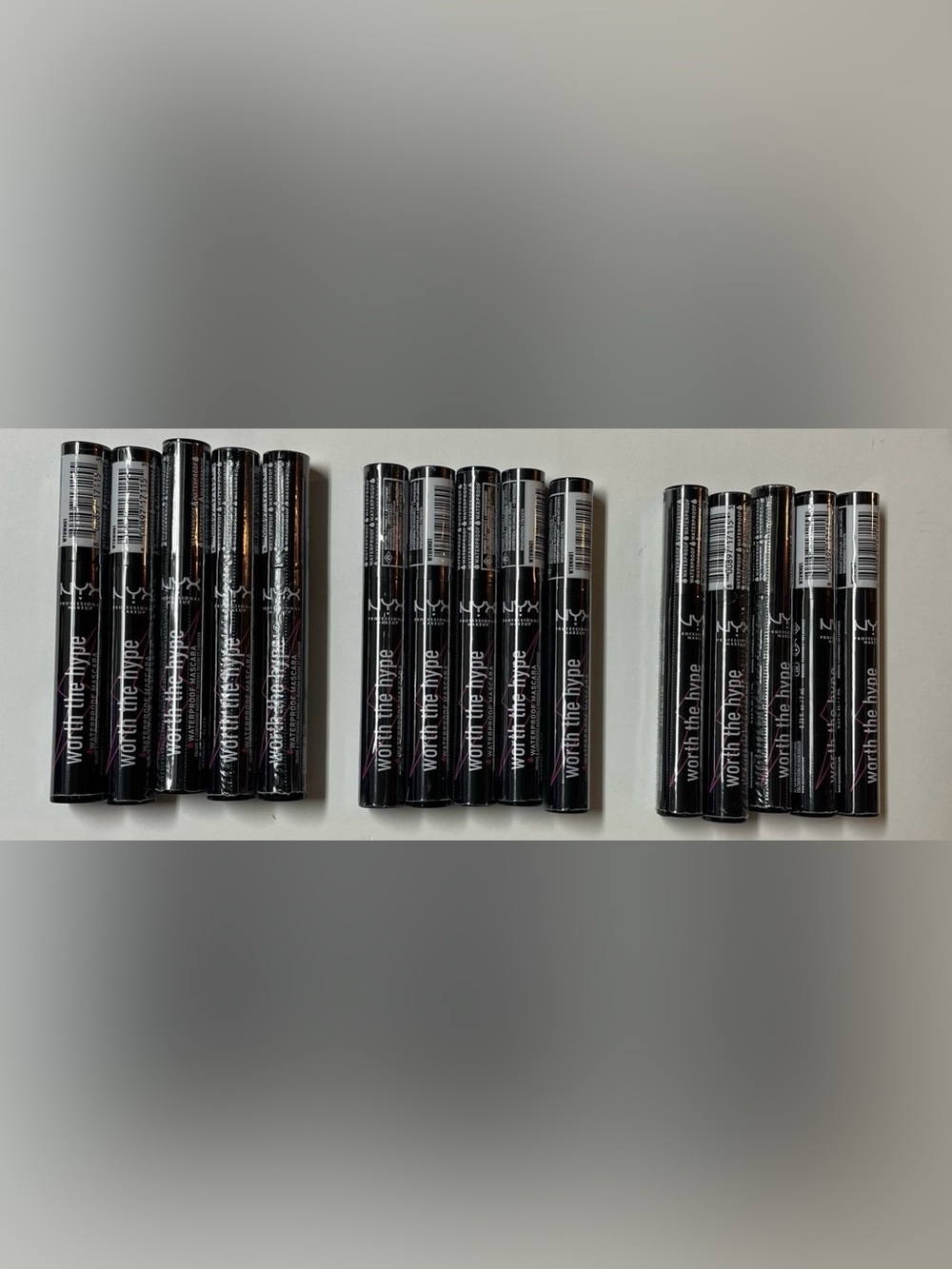 A lot of 15 NYX WORTH THE HYPE MASCARA
